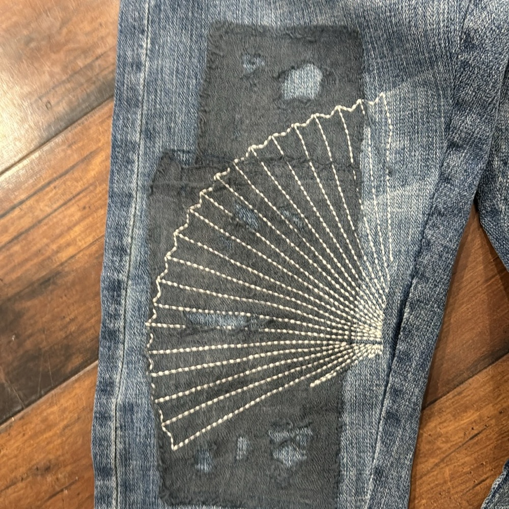 Patchwork Style Jeans - image 4